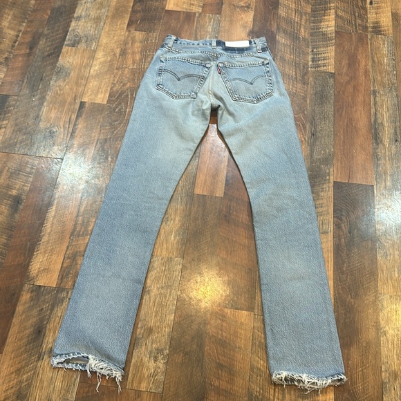 Cindy Re/Done Levi’s 24 (5475) - Picture 7 of 10